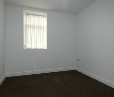 Reads Avenue Flat 5 - Photo 2