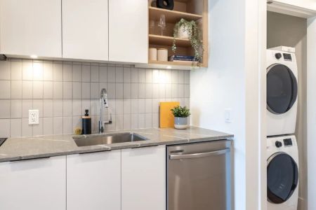 The Hyland — Studio Suites - Photo 5
