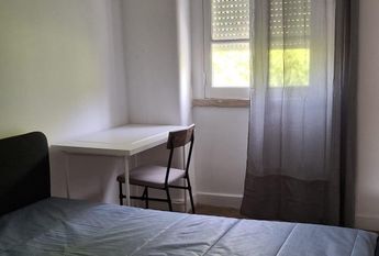 Quartos para estudantes av de Madrid Areeiro