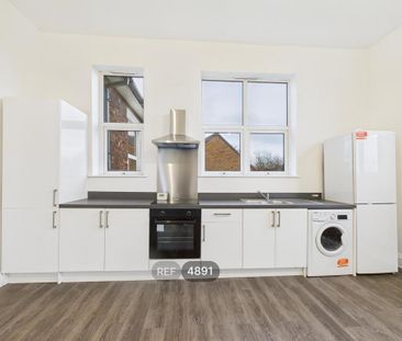 1 bedroom flat to rent - Photo 6