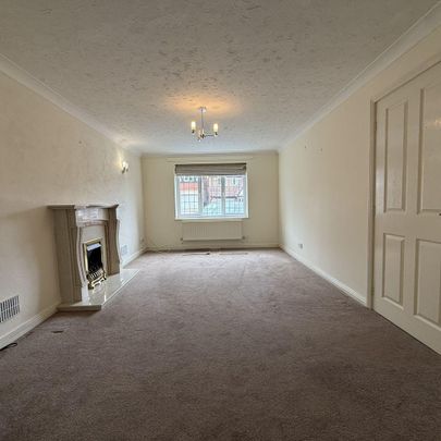 4 bedroom detached house to rent - Photo 1