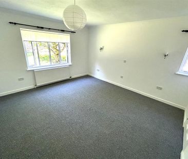 3 bedroom detached bungalow to rent - Photo 5
