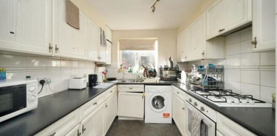 1 bedroom Property to rent - Photo 2