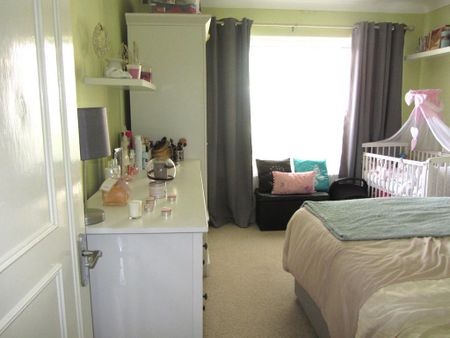 2 bedroom ground floor maisonette to rent - Photo 5