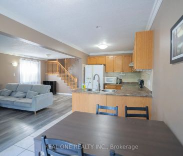 Detached Home For Lease | X8440516 - Photo 5