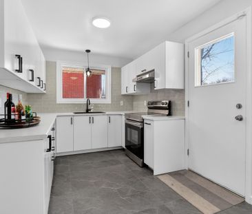 For Lease - 2443 Sudbury Avenue Unit# A, Parkway Park - Queensway T... - Photo 2