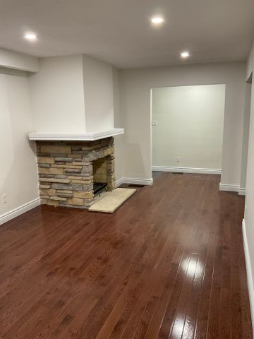 For Lease - 4365 7th Line Unit# Main Floor, Bradford West Gwillimbury, Ontario - Photo 3