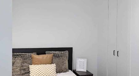 Auckland City apartment, 2 Bedrooms - Photo 2