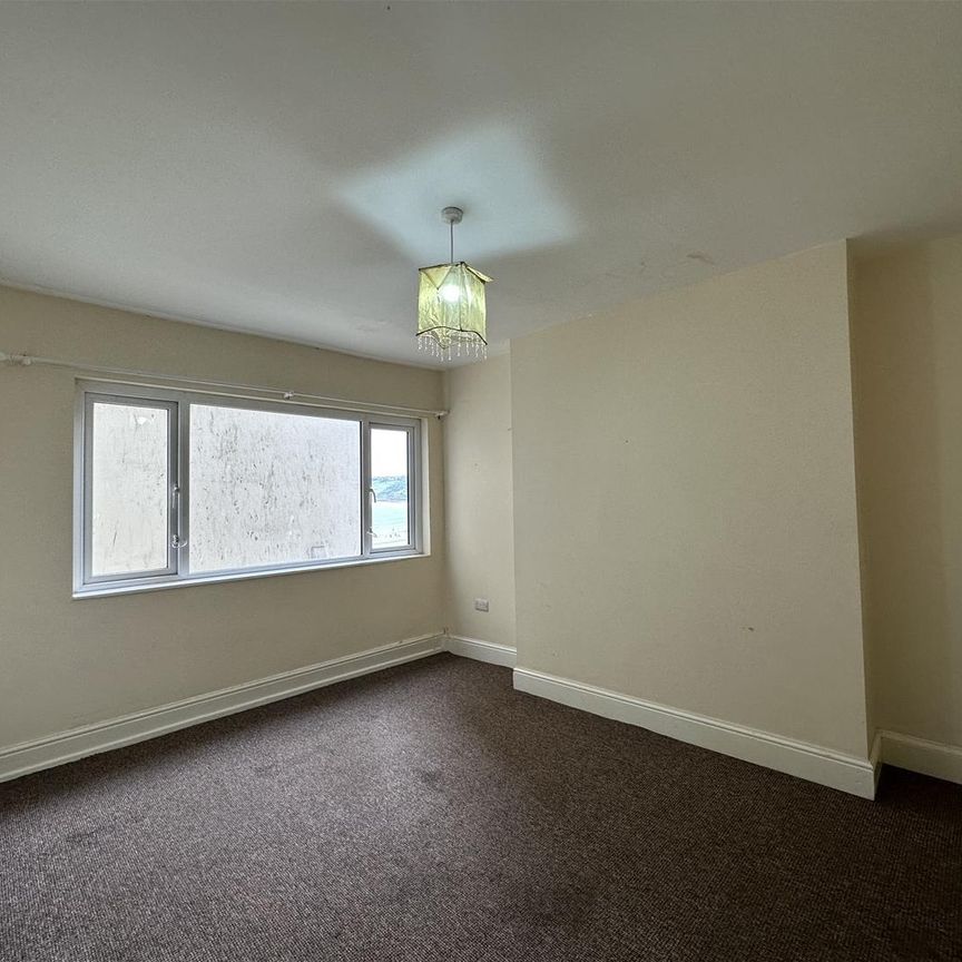 Eastborough, Scarborough - Photo 1