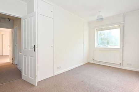 3 bedroom bungalow to rent - Photo 3