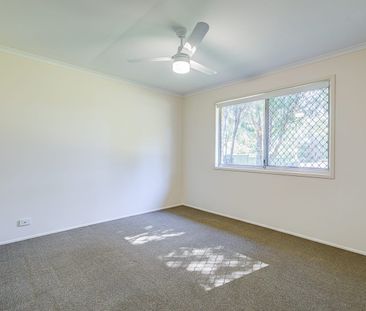 27 Pilbi Street, Woodridge, Qld 4114 - Photo 6