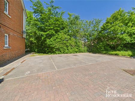 1 bed maisonette to rent in Wharfdale Square, Maidstone, ME15 - Photo 3