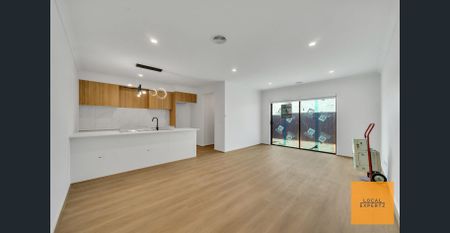 Beautiful Family Home in the Heart of Strathtulloh - Photo 2