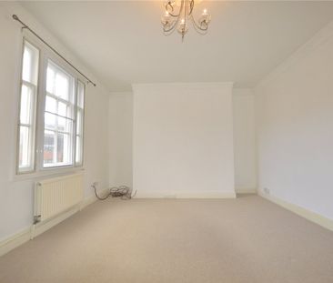 Regent Court, Reading Regent Court, Reading - Photo 1