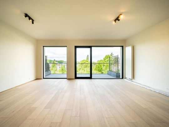 Appartement te huur - Photo 1
