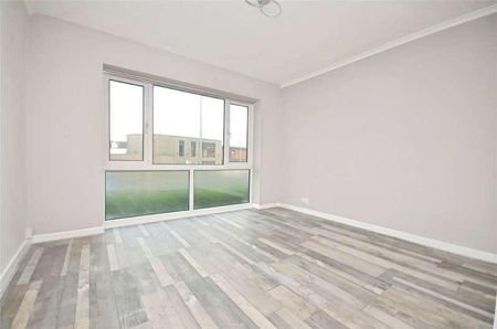 Burwood Court, Golday Avenue, Chelmsford, CM2 - Photo 5