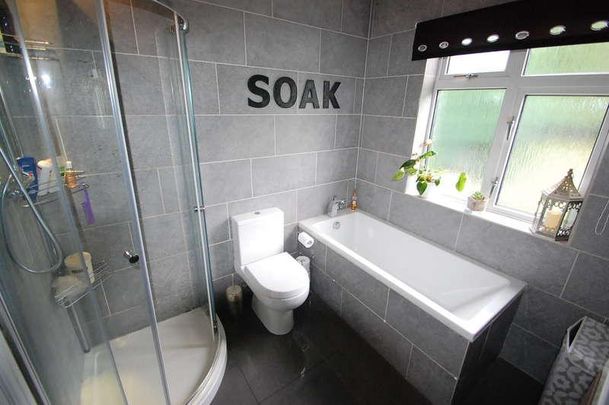 Lyndham Avenue, Burton Upon Trent, Stapenhill, DE15 - Photo 1