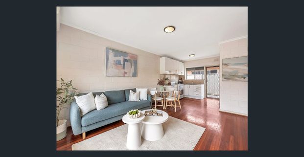 Walking Distance to Largs Bay!! - Photo 1