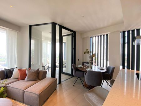 Apartment , Nine Elms Lane, London - Photo 2