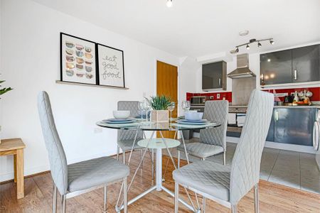 2 bedroom serviced apartment to rent - Photo 5