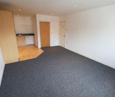 2 bedroom maisonette to rent - Photo 5