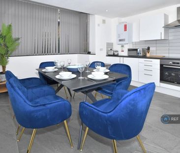 1 bedroom in a house share to rent - Photo 4