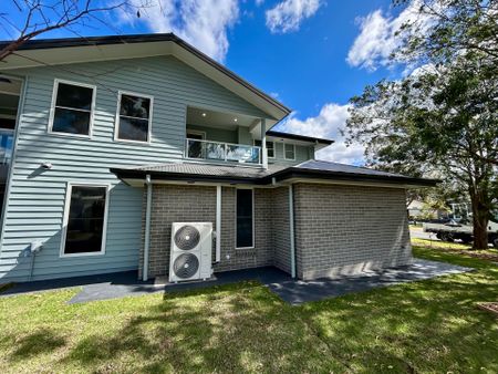 New Build - Stunning 4 Bedroom Executive Property - 3 Bathrooms - Ducted Air - Photo 4
