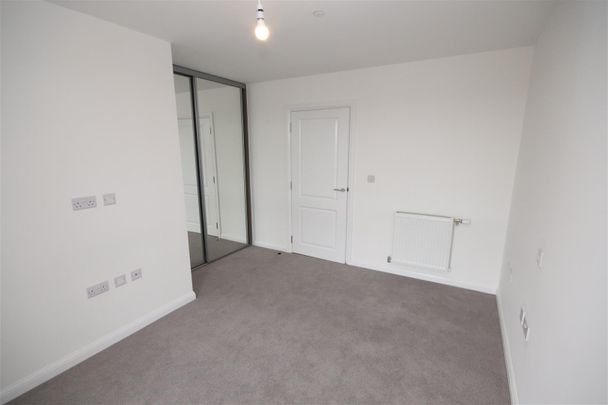 1 bedroom Apartment to let - Photo 1