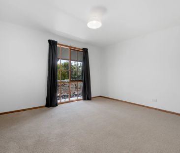 Coastal Charm – Walking distance to the Beach! - Photo 6