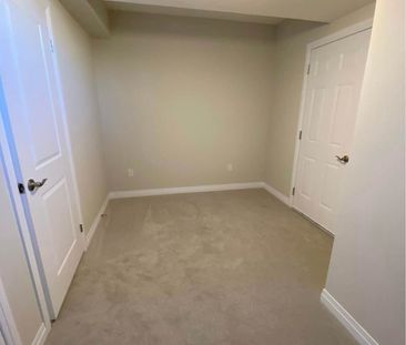 For Lease - 20 Vitality Drive, Kitchener, Ontario - Photo 2