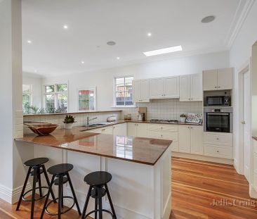 31 Broomfield Road, Hawthorn East - Photo 1