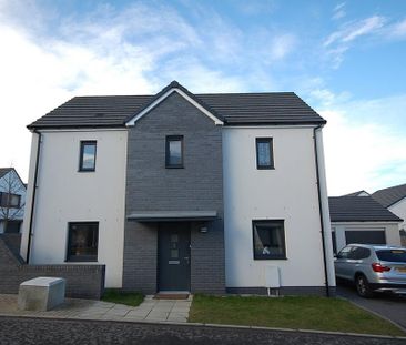 3 bedroom detached house to rent - Photo 2