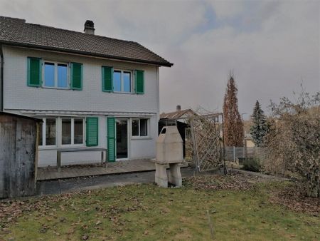 Row of single-family homes looking for a small family with a green thumb - Photo 5