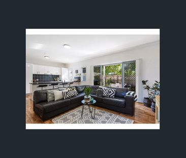 Open Plan 4 Bedroom Townhouse - Photo 1