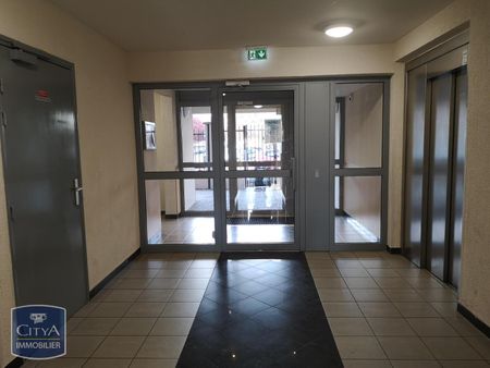 Location Appartement 2 pièces 30m² EVRY 91000 - Photo 2