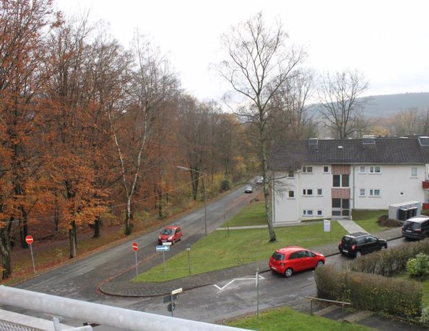Kleine Wohnung mit Balkon in schöner Lage - Photo 1