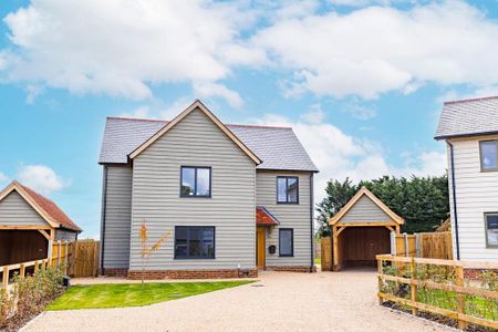4 bedroom detached house to rent - Photo 4