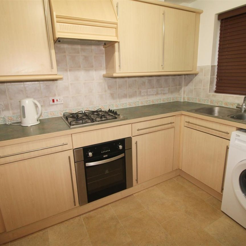 2 Bedroom House To Let - Photo 1