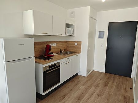 Location appartement 1 pièce, 31.70m², Cholet - Photo 2