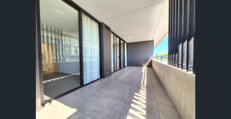 STUNNING 1 BED APARTMENT - Photo 4