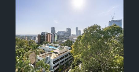 Perfectly Positioned 2 Bed Unit In Parramatta CBD! - Photo 3