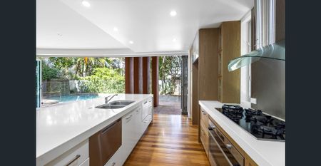 “Asoon” – Steps from the Noosa River - Photo 3