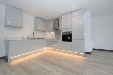 2 bedroom flat to rent - Photo 3