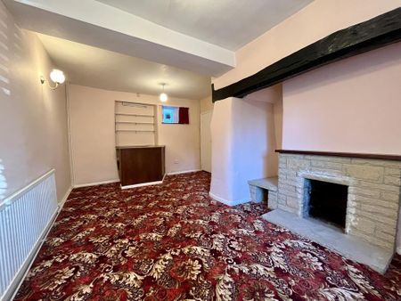 3 bedroom end of terrace house to rent - Photo 4