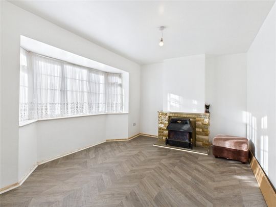 Montgomery Road, Ipswich, Suffolk, IP2 8QS - Photo 1