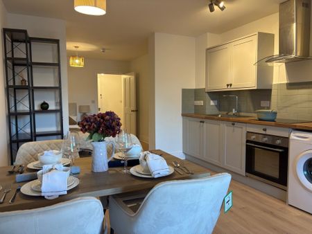 HighStreet, Coleshill, BIRMINGHAM - Photo 3