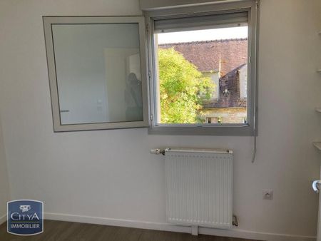 Location Appartement 2 pièces 47m² ST FARGEAU PONTHIERRY 77310 - Photo 4