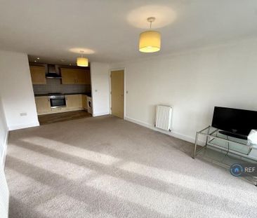 2 bedroom flat to rent - Photo 6