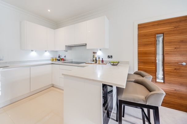 2 bed flat to rent - Photo 1