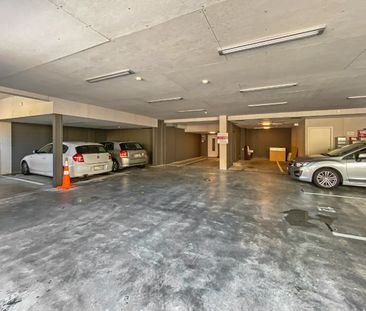 Welcome to Sharella Living - Photo 5